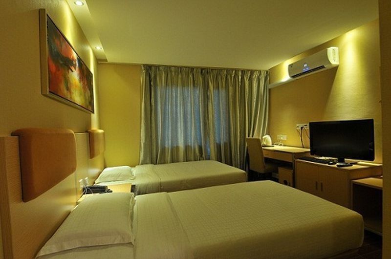 Aira Hotel Kuala Lumpur Exterior photo